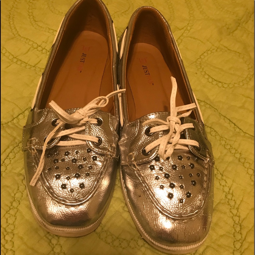 Silver flats